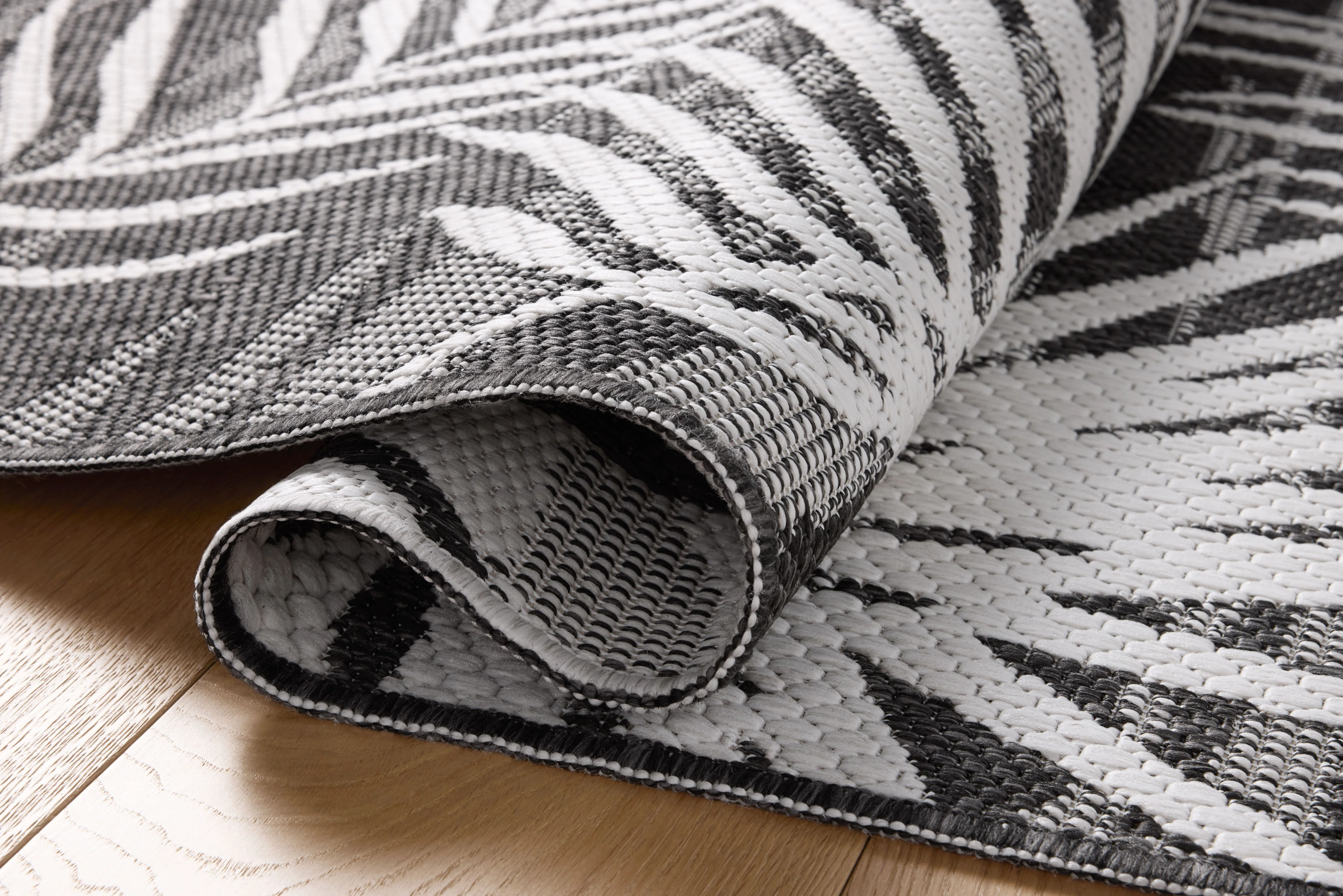 Easton Ivory / Onyx Rug (ESN-09) - Image 5