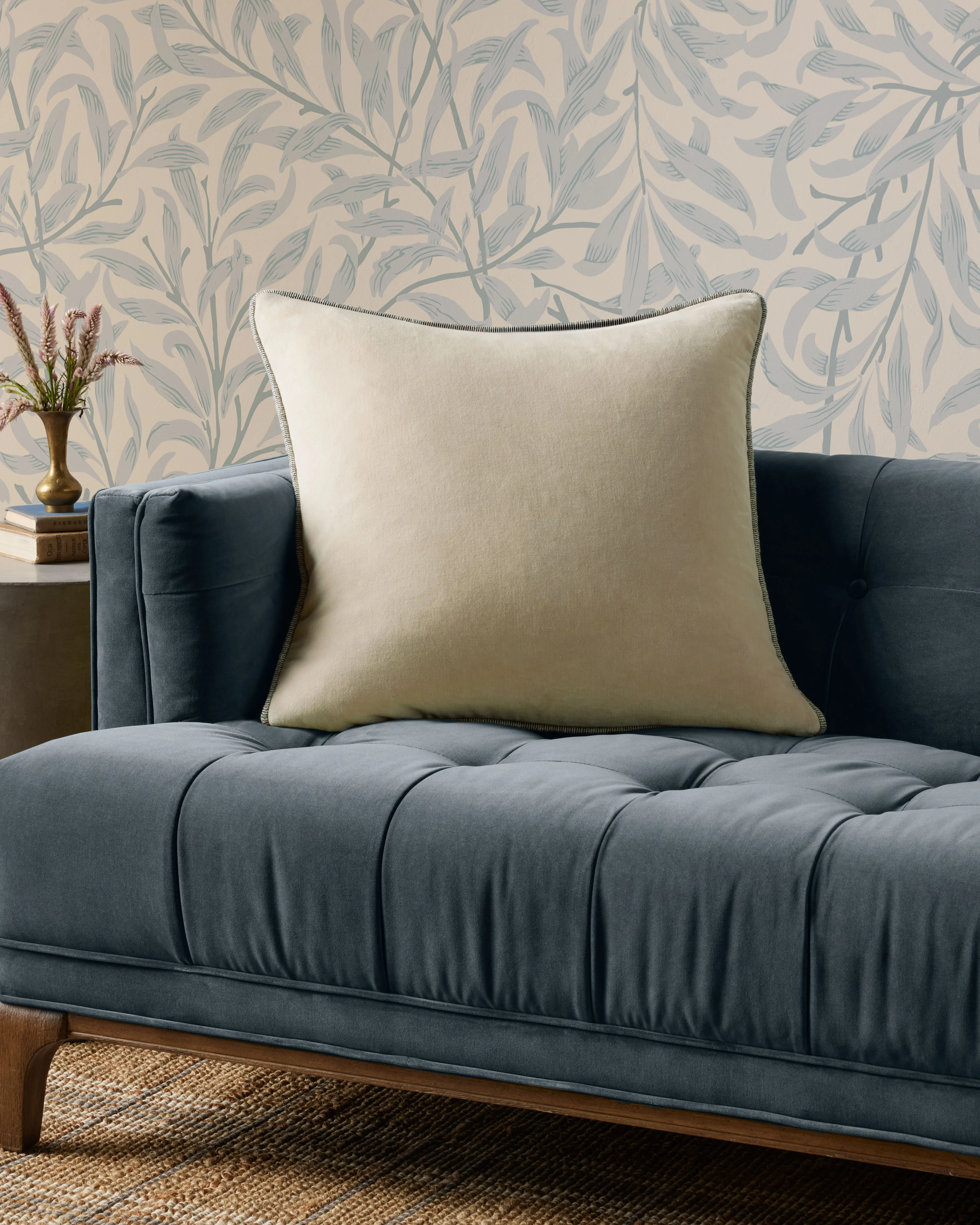 Liza Ivory Pillow (PCJ0020) - Image 3
