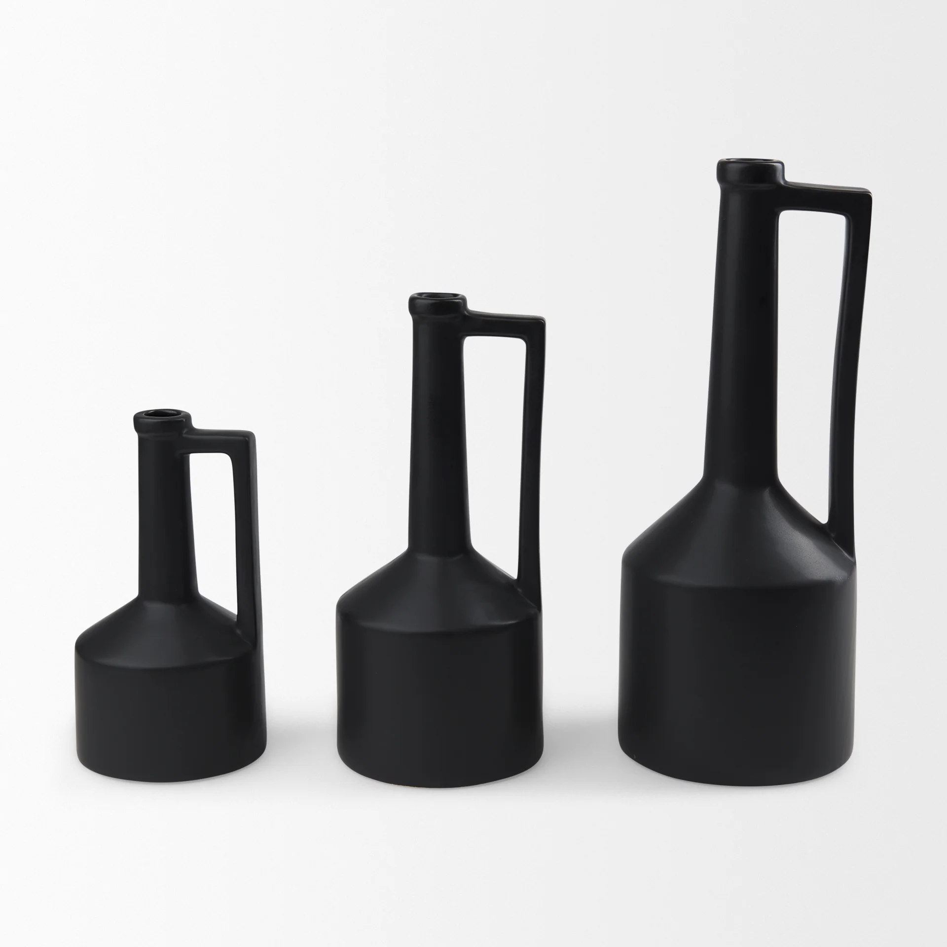Burton Matte Black Jug Vase - Image 28