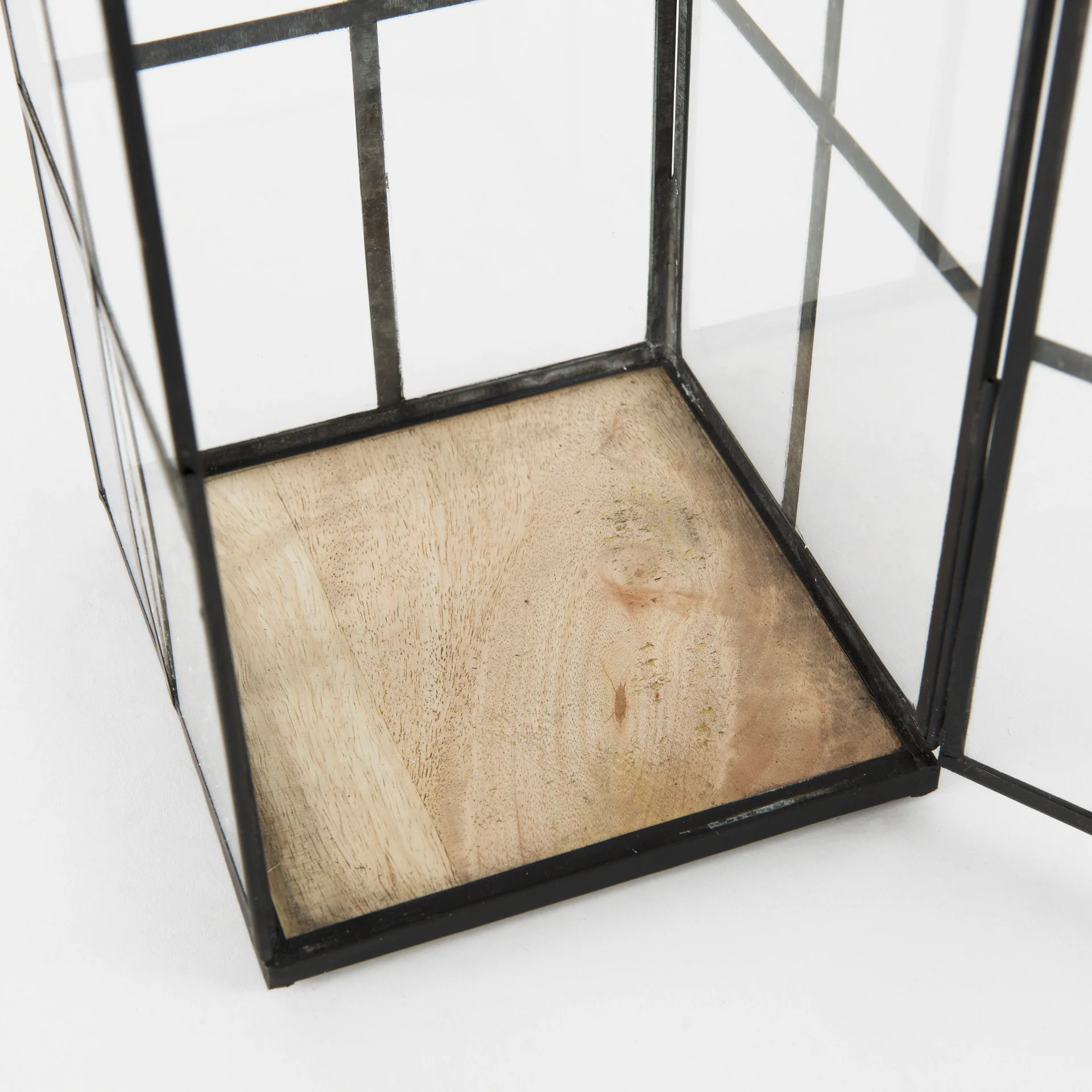 Gamfield Lantern - Image 35